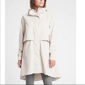 Athleta Edgewater Rainout Parka